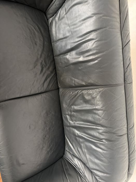 Set 2 canapele din piele,si lemn