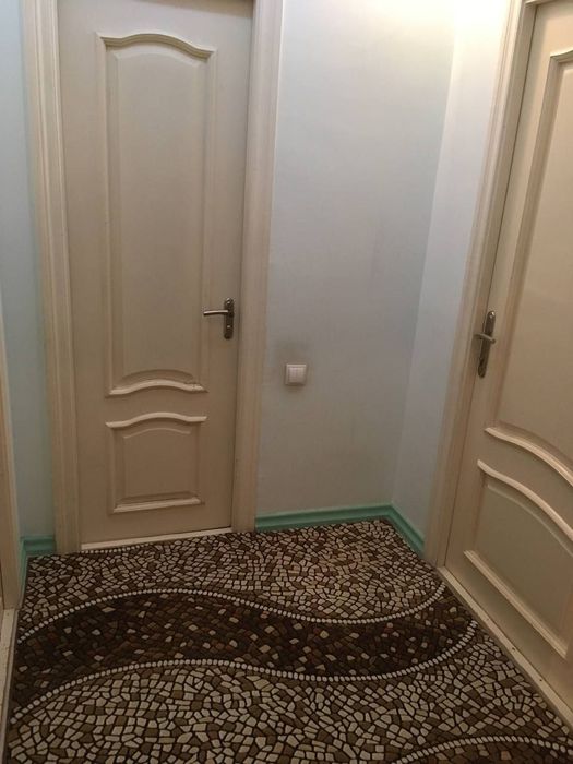 Darxonda 3 xonali kvartira sotiladi