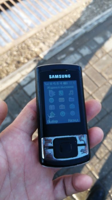 Прадаю оригинальный слайдер SAMSUNG.