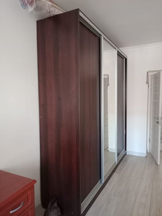 Продам спальный гарнитурчик! Срочненько!!!