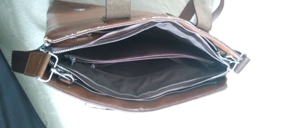 Продаеться Сумка-портфель