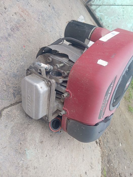 Двигател brings 13.5 на части