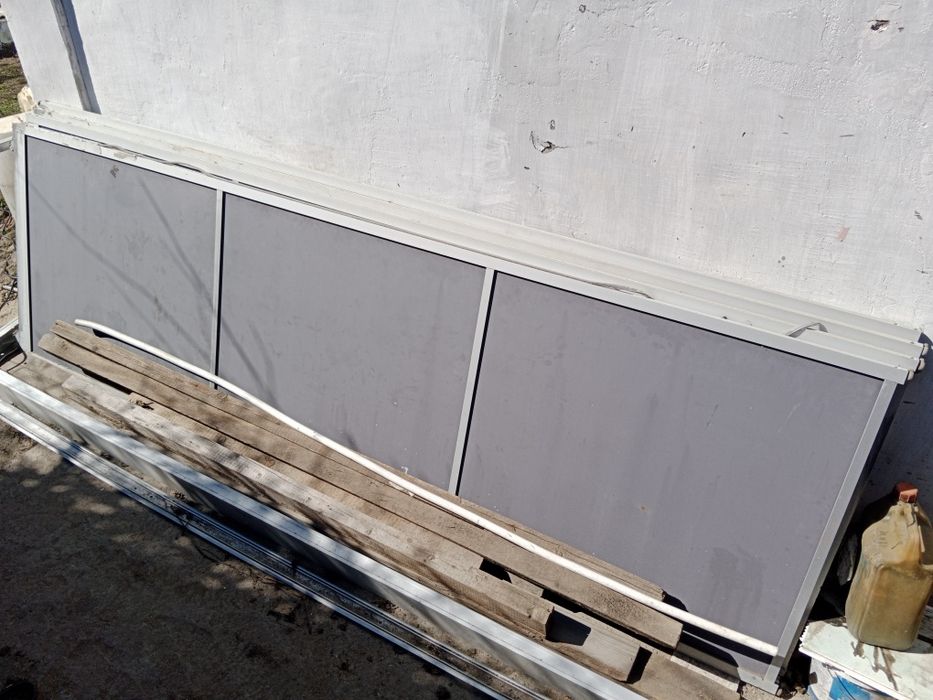 Дверь передвижнои