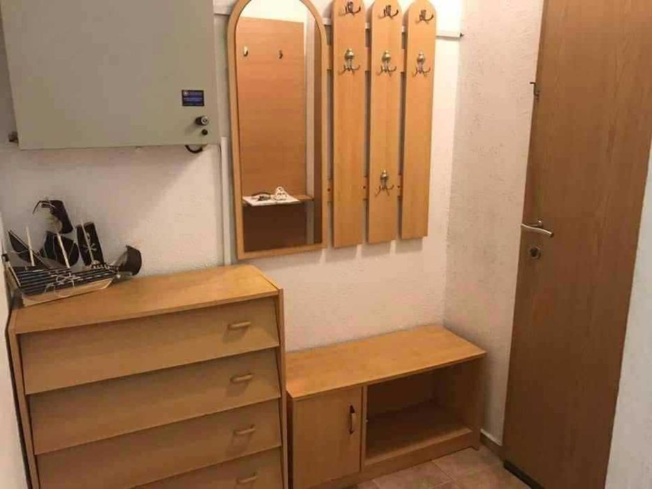 под наем 2-стаен обзаведен и оборудван апартамент до зимно кино Тракия