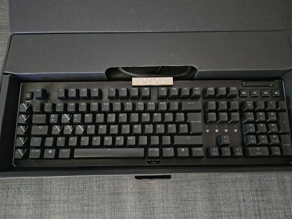 Tastatură EVGA Z20