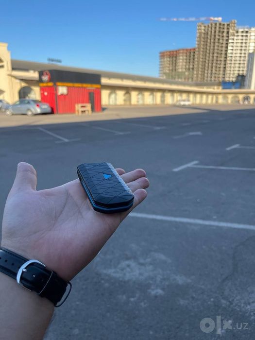 Абсалютно Новый Кнопочный телефон Nokia 7070 Prism, раскладушка