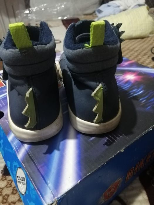 Обувь 30-размер. Цена за все.