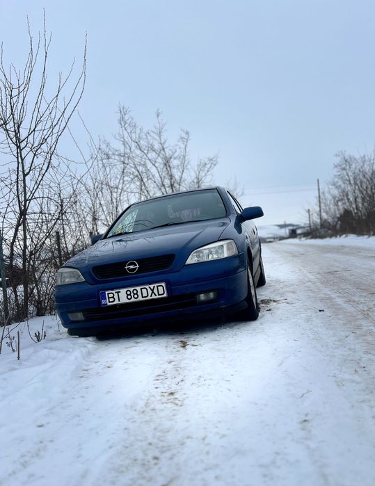 Vând Opel Astra