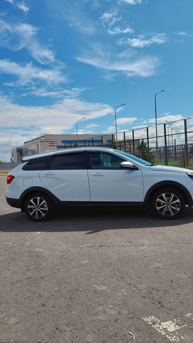 Лада Веста св кросс