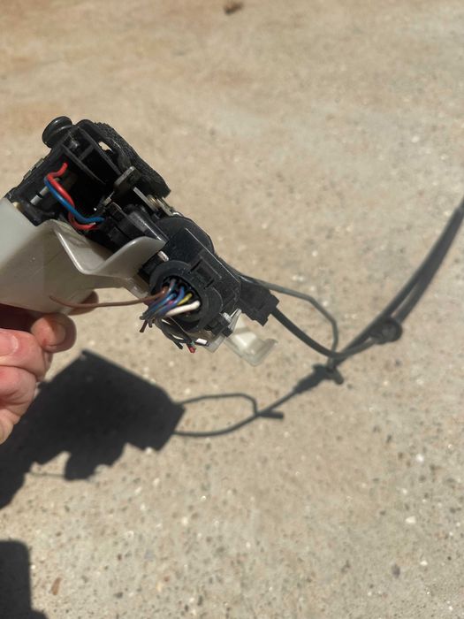 Брава предна врата централно VW Polo   поло