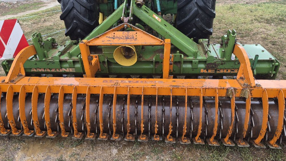 De Vanzare John Deere 6400