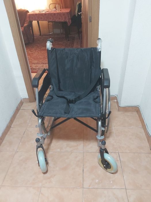 NOU! Cărucior pliabil VITEA CARE  pentru persoane supraponderale cu dizabilitati