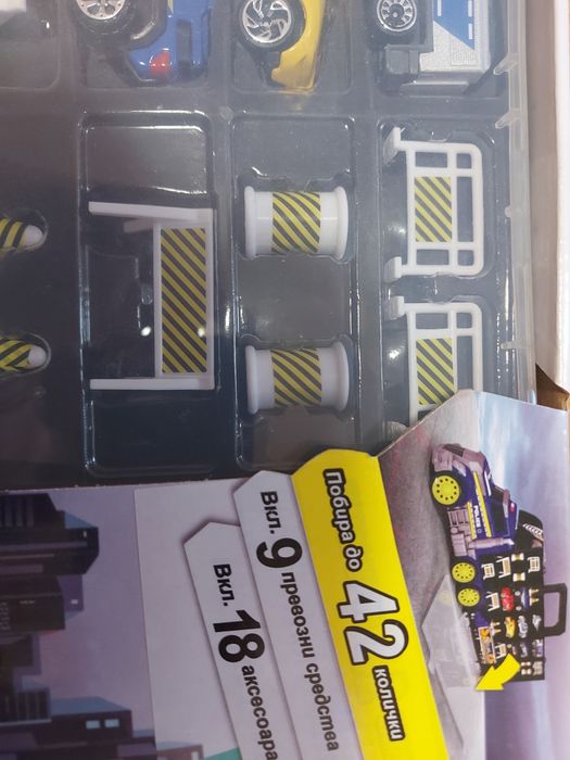 Камион автовоз Police Truck с 9 колички