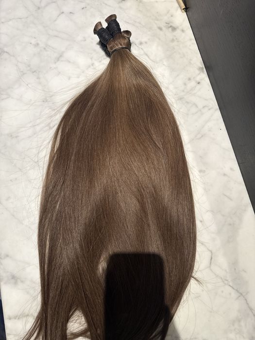 Естествена коса от един донор.