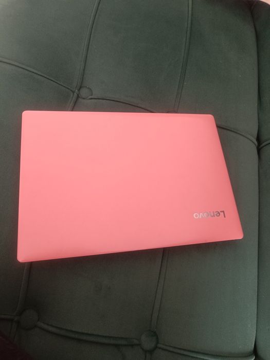 Ноутбук Lenovo продам