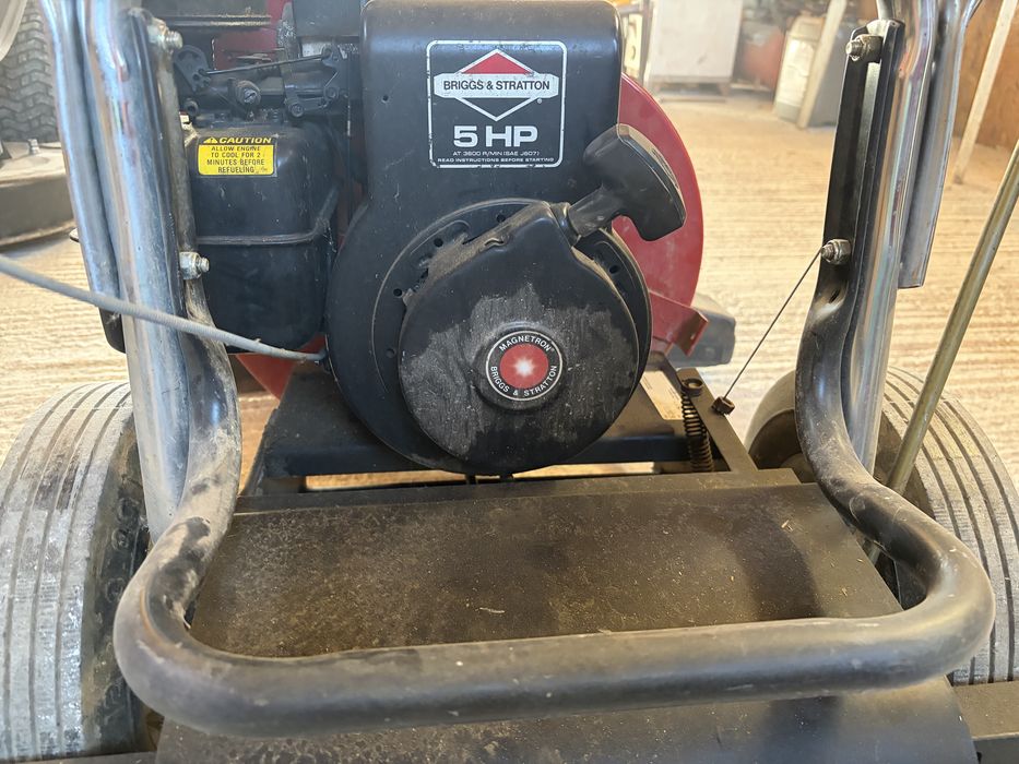 Aspirator/aspirator frunze  TORO PROFESIOANL