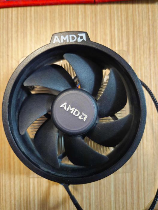 Процесор AMD Ryzen 3 1200 AM4 + охладител