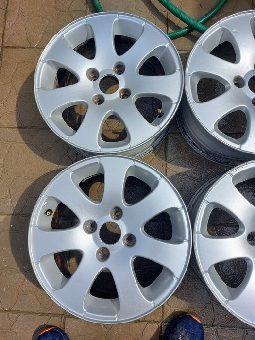 4ри бр алуминиеви джанти 4×108; 15цола; ет 27 от Пежо и Ситроен