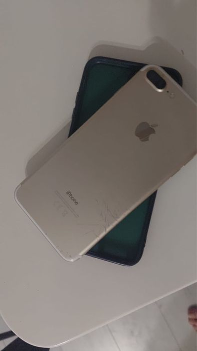 Продам  iphone 7 plus