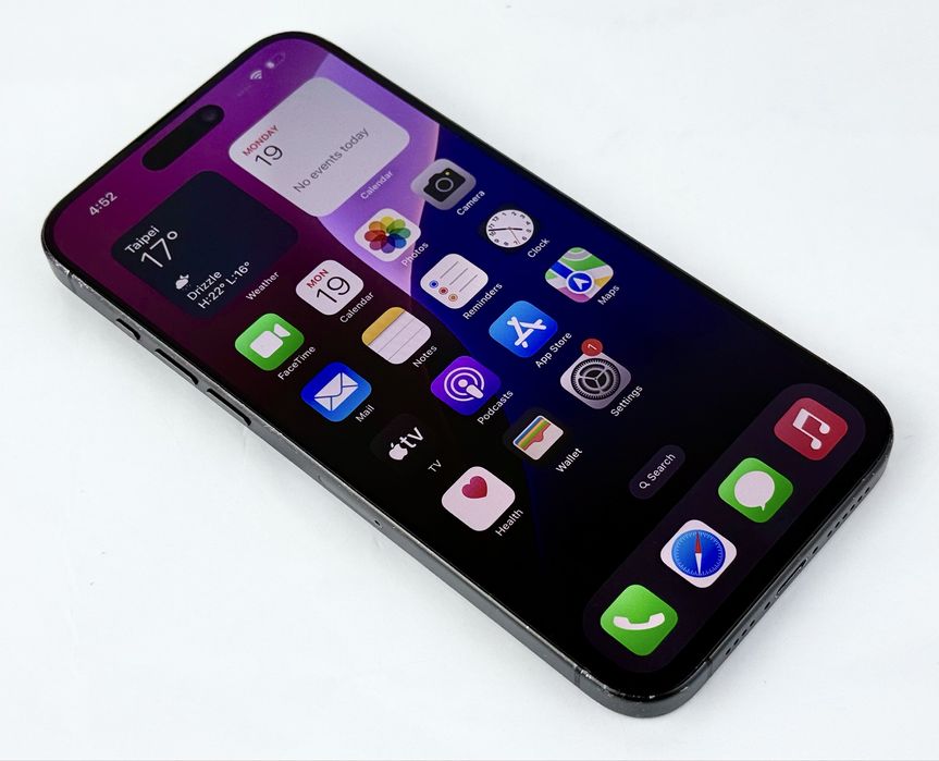 Apple iPhone 15 Pro Max 256GB Titanium Black Отличен