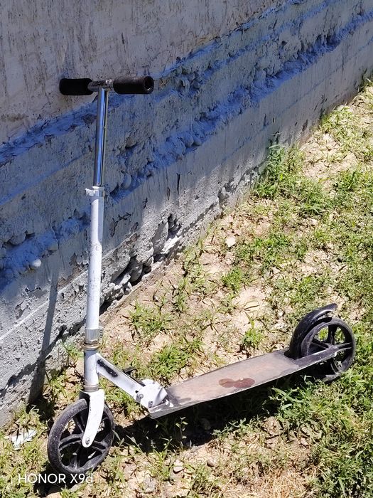 Самокат  SCOOTER-в хорошом состаянием