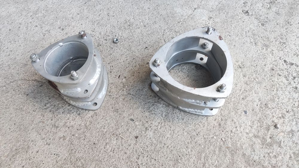 Подложки за пружини 5см  Subaru Impreza