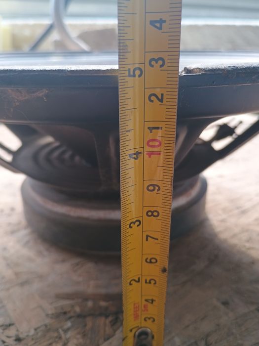 Продам динамик под ремонт