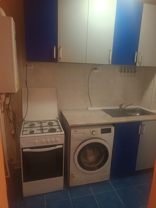 De închiriat apartament 2 camere