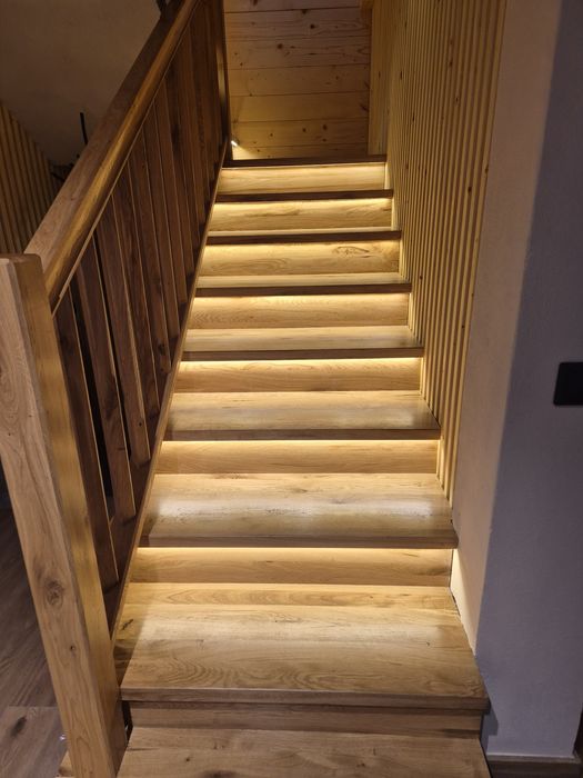 Scara - scari interioare din lemn masiv-grosime trepte 40 mm