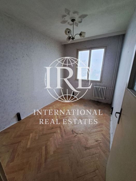 Продава се Тристаен апартамент в Варна, Младост 2 - 66 кв.м за 889 €/кв.м - Снимка #1