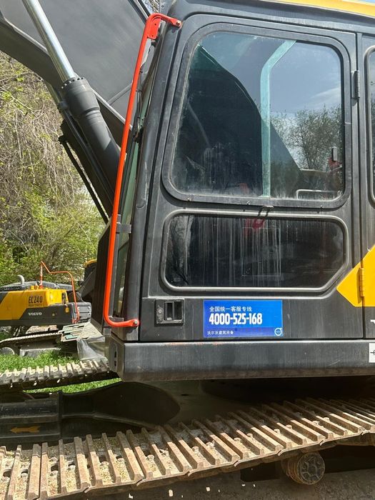 Продам два экскаватора