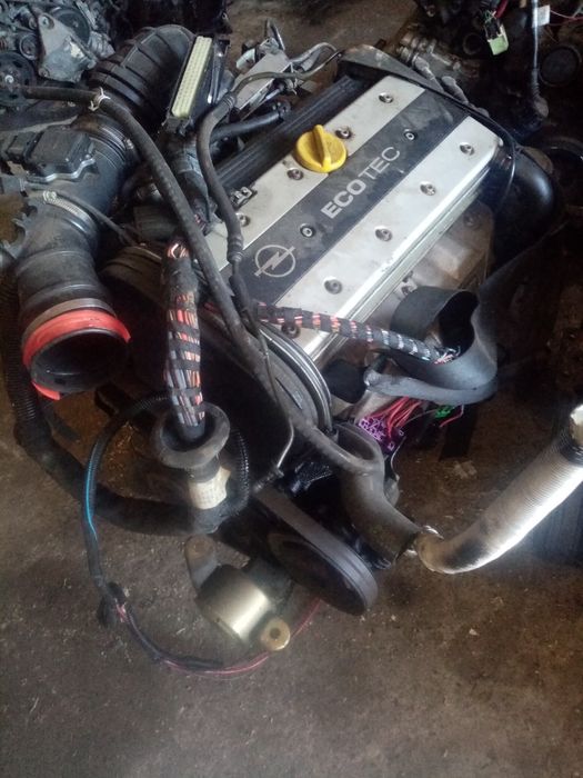 Двигатель на Audi 2.6л ABC из Германии