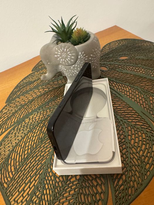 Iphone 15 84% перфектен