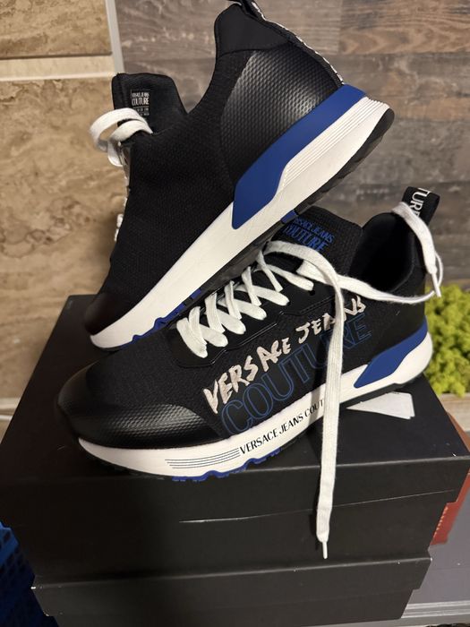 Продавам мъжки маратонки “VERSACE COUTURE” 44 номер!