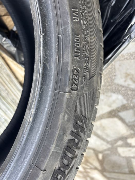 Гуми бриджстон 235/45/20 дот 24година