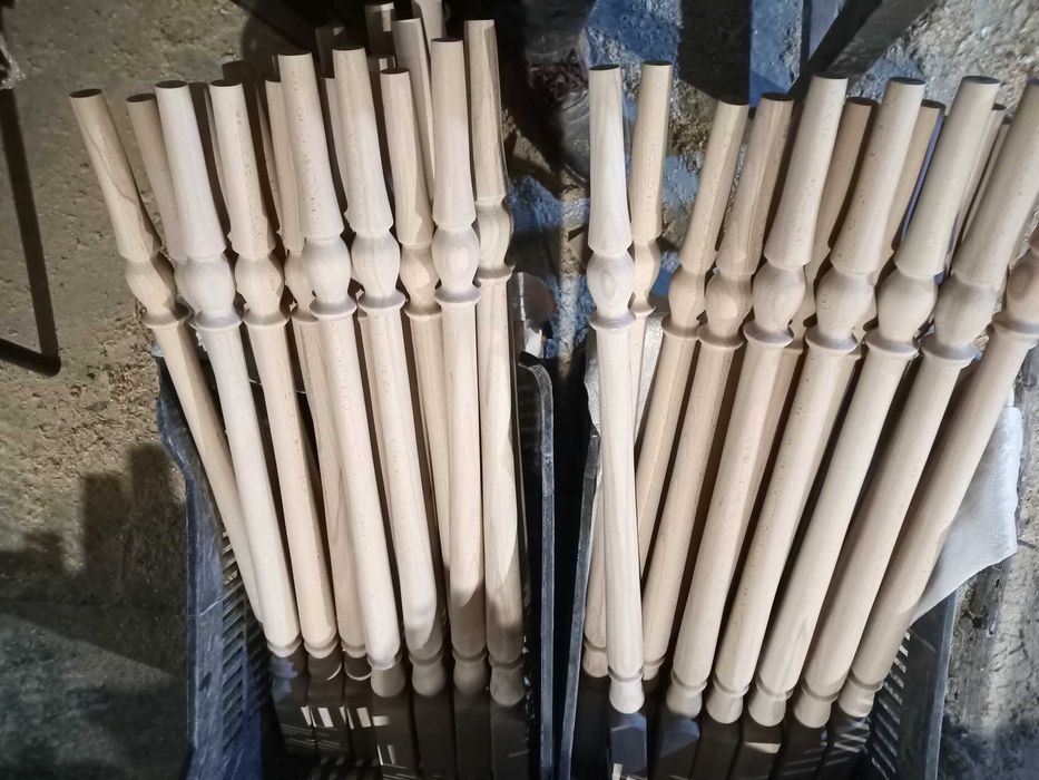 Струговани Балюстри . Парапет. Стълбища . Ръкохватки. Начални колонки.