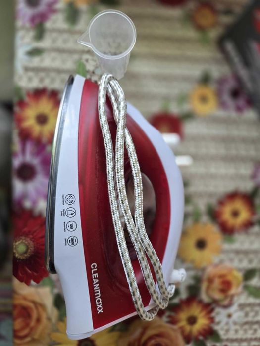 Продавам Ютия Cleanmaxx