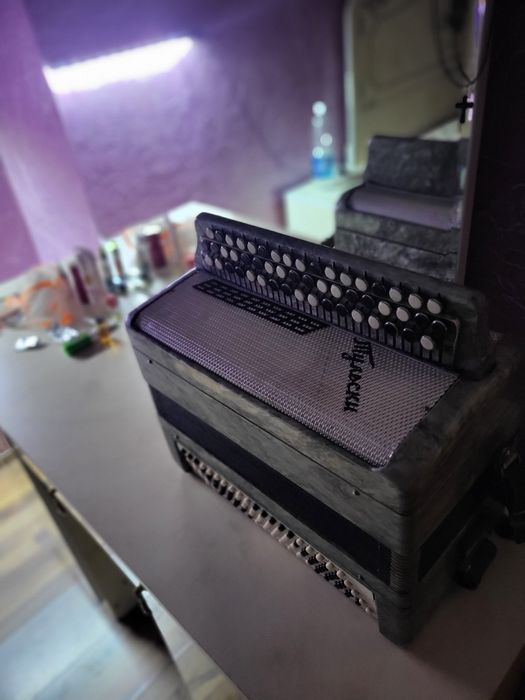 Продам баян Тульский