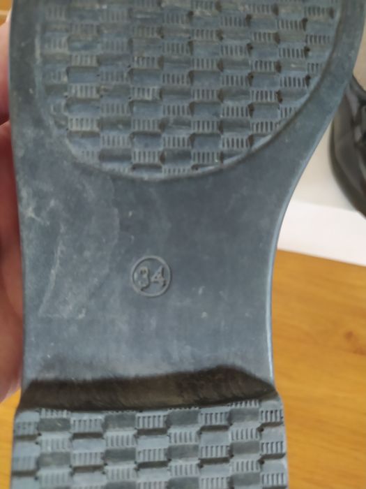 Школьная обувь на девочку