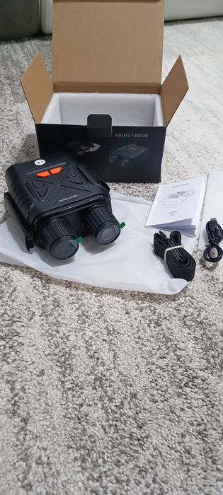 Binoclu cu vedere nocturna