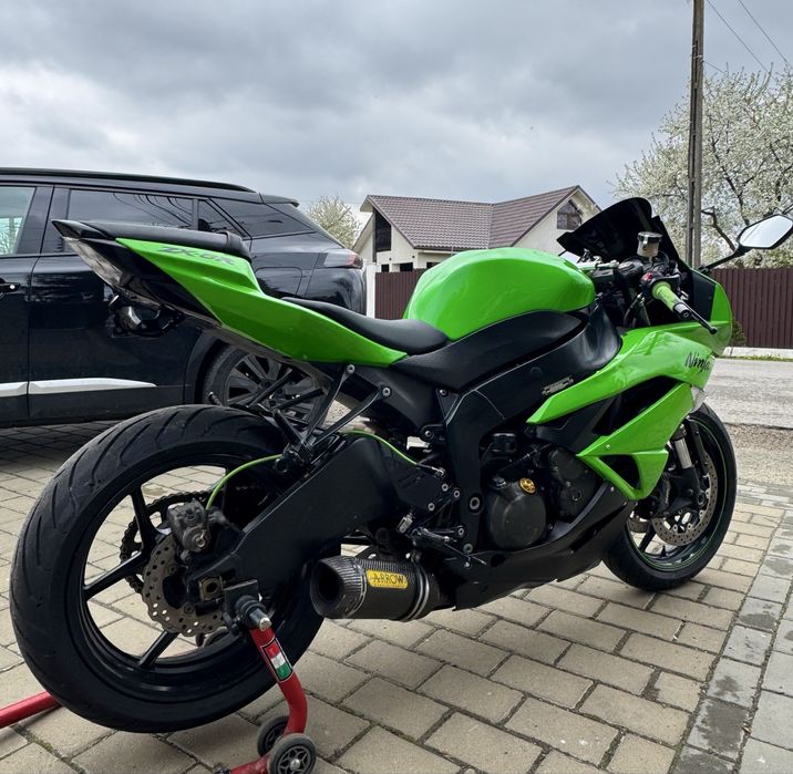 Kawasaki ZX-6R 2011 – 24xxx km- Evacuare Arrow - Soft TNG - K&N