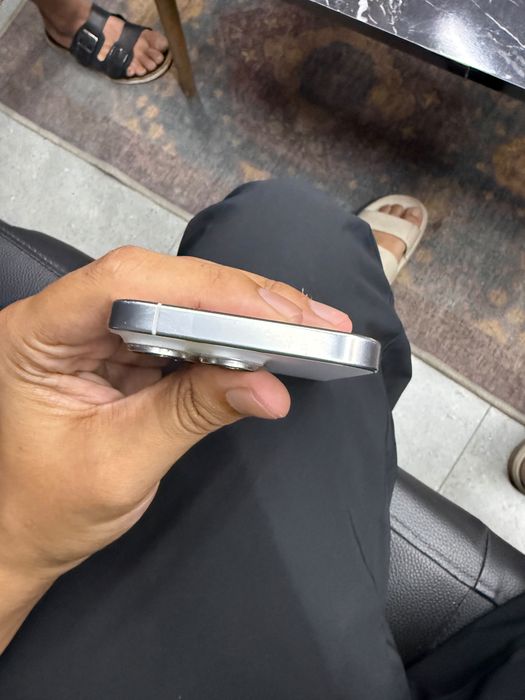 Iphone 16 pro 128 срочно !