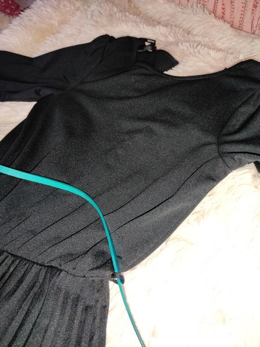 продам платье за 2000 тг