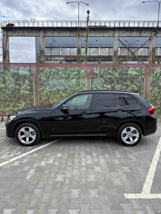 BMW X1*2013*  Sport Line 2.0 143 cp  Euro 5. X-Drive *Xenon *Navi *scaune sport încălzire *senzori parcare*jante 17 *pilot