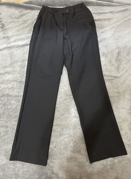 Дамски дънки и панталони