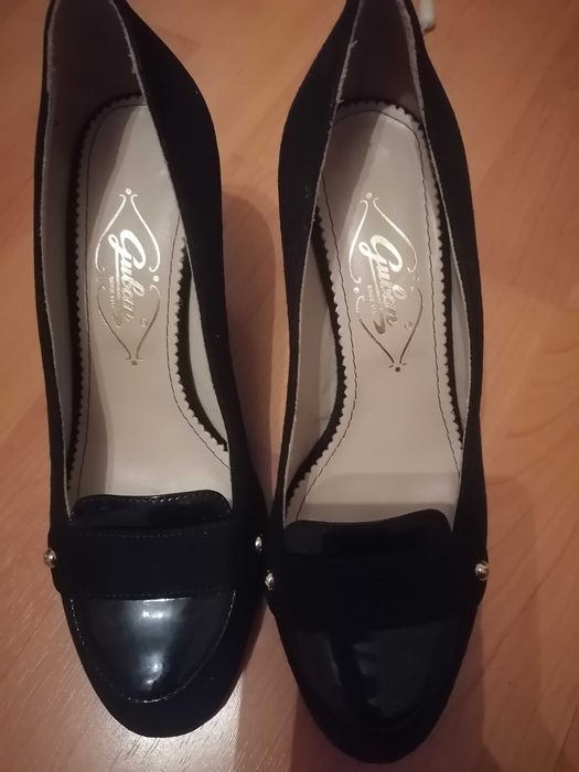 Vând pantofi Guban dama din piele naturala