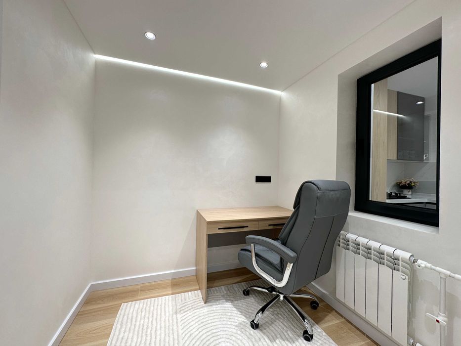 СРОЧНО Продается 3в4 комнатная Мирабад ул Фидокор кирпич балкон 2х6