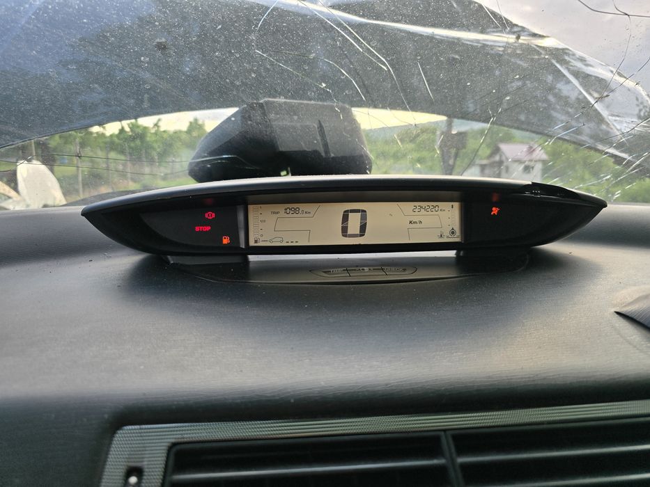 Citroen C4 1.6 HDi 109 коня на части