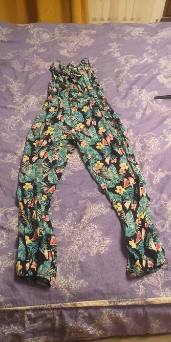 salopeta H&M 9-10 ani, marime 140cm