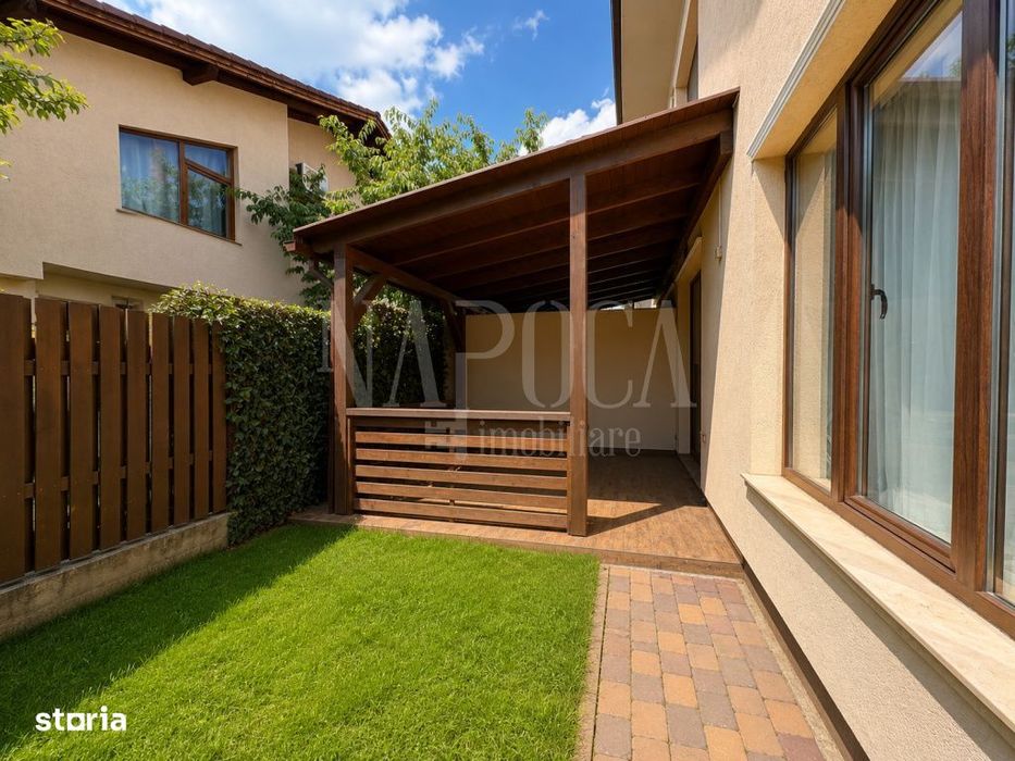 Casa 4 camere de vanzare in Floresti